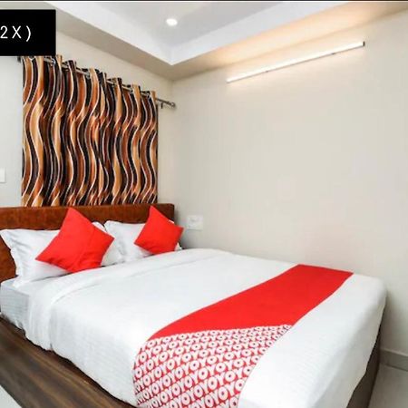 Hotel Renuka Visakhapatnam Exteriör bild