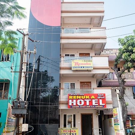Hotel Renuka Visakhapatnam Exteriör bild